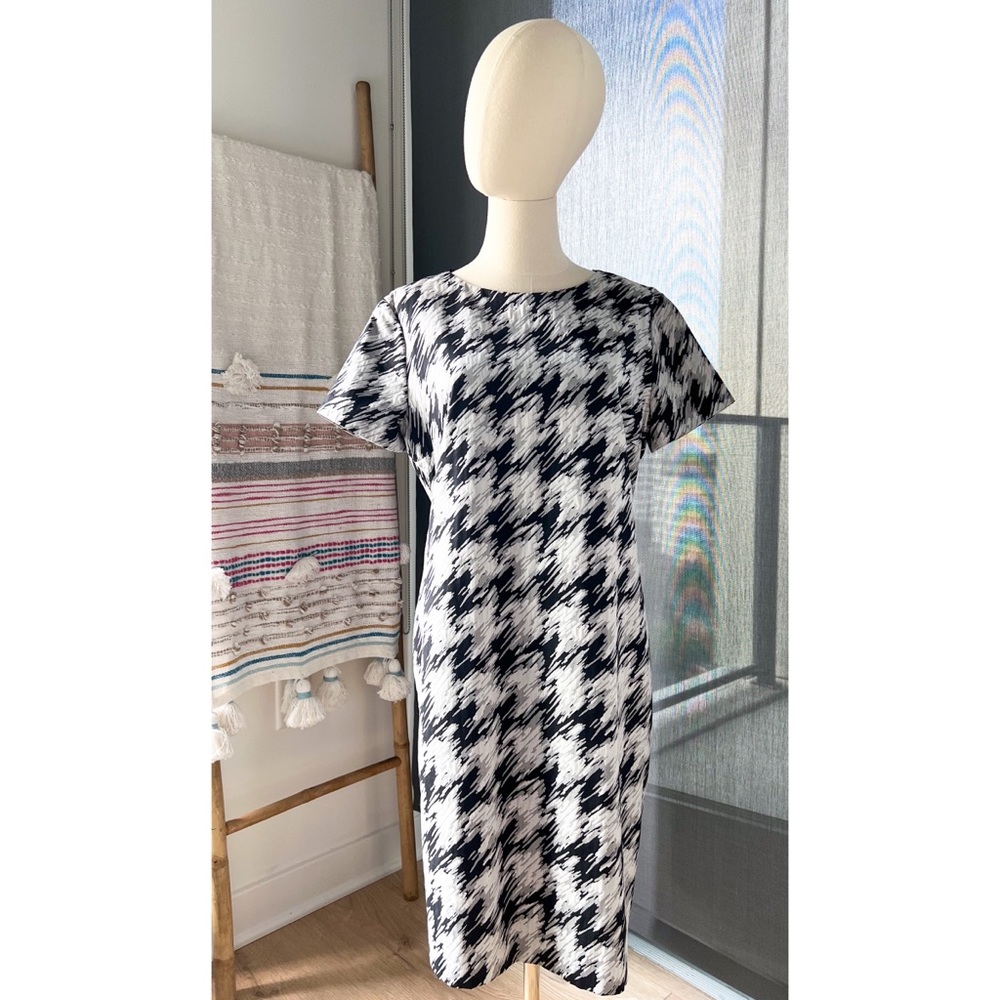 Boss Hugo Boss Black White Houndstooth Short Sleeve Shift Classic Dress US 8